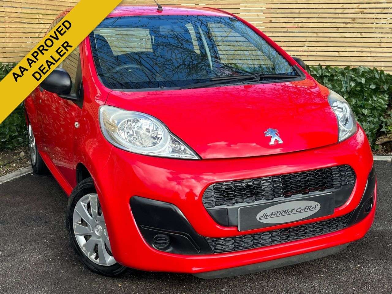 A 2012 PEUGEOT 107 1.0 12V Access Hatchback 3dr Petrol Manual Euro 5 (68 ps) 12 MONTHS AA, FRE A 2012 PEUGEOT 107 1.0 12V Access Hatchback 3dr Petrol Manual Euro 5 (68 ps) 12 MONTHS AA, FRE