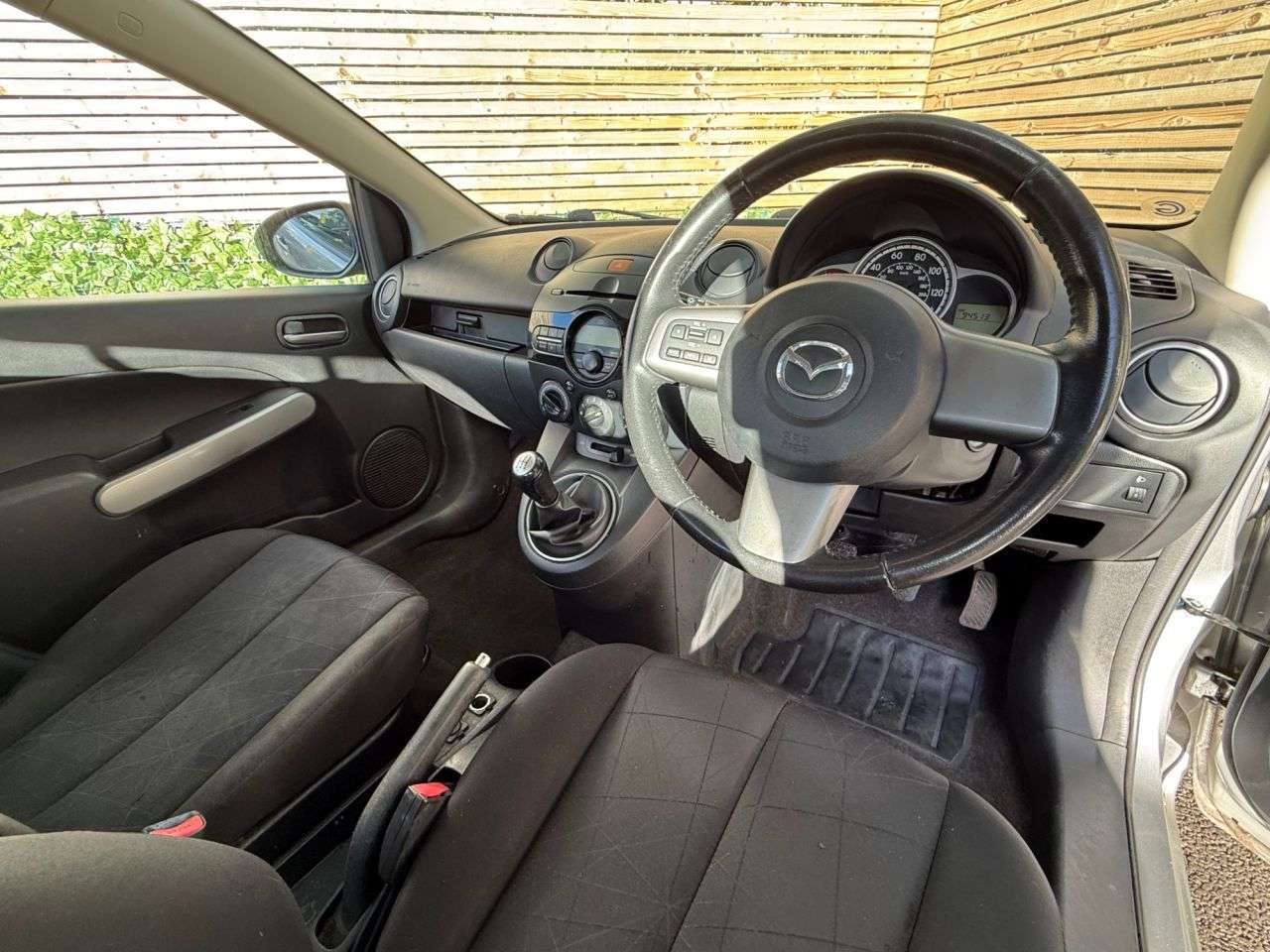 2012 MAZDA MAZDA2 2012 MAZDA MAZDA2