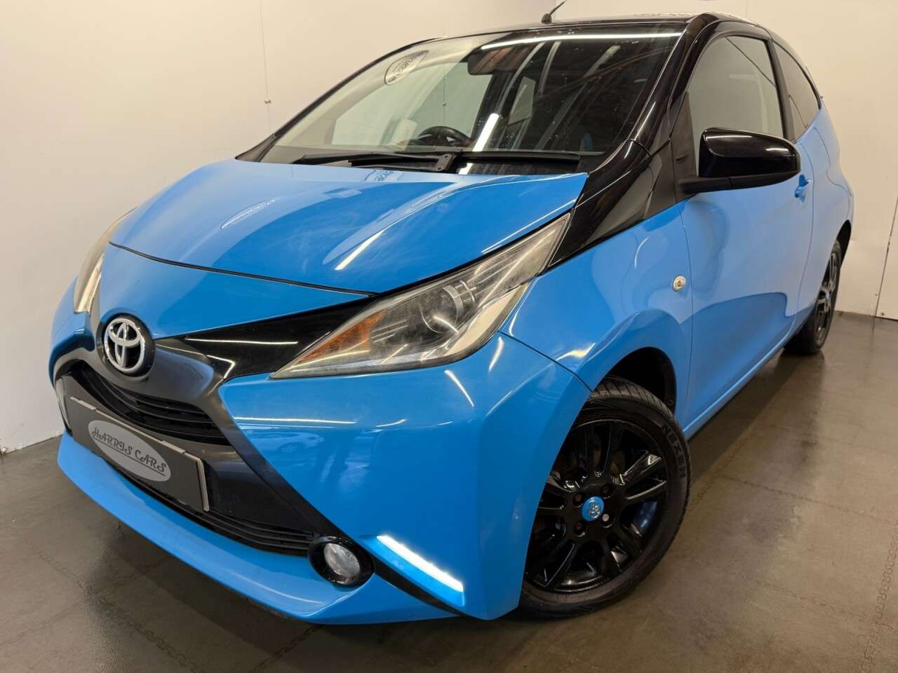 A 2015 TOYOTA AYGO 1.0 VVT-i x-cite (INstyle pack) Hatchback 3dr Petrol Manual Euro 6 (68 ps) A 2015 TOYOTA AYGO 1.0 VVT-i x-cite (INstyle pack) Hatchback 3dr Petrol Manual Euro 6 (68 ps)