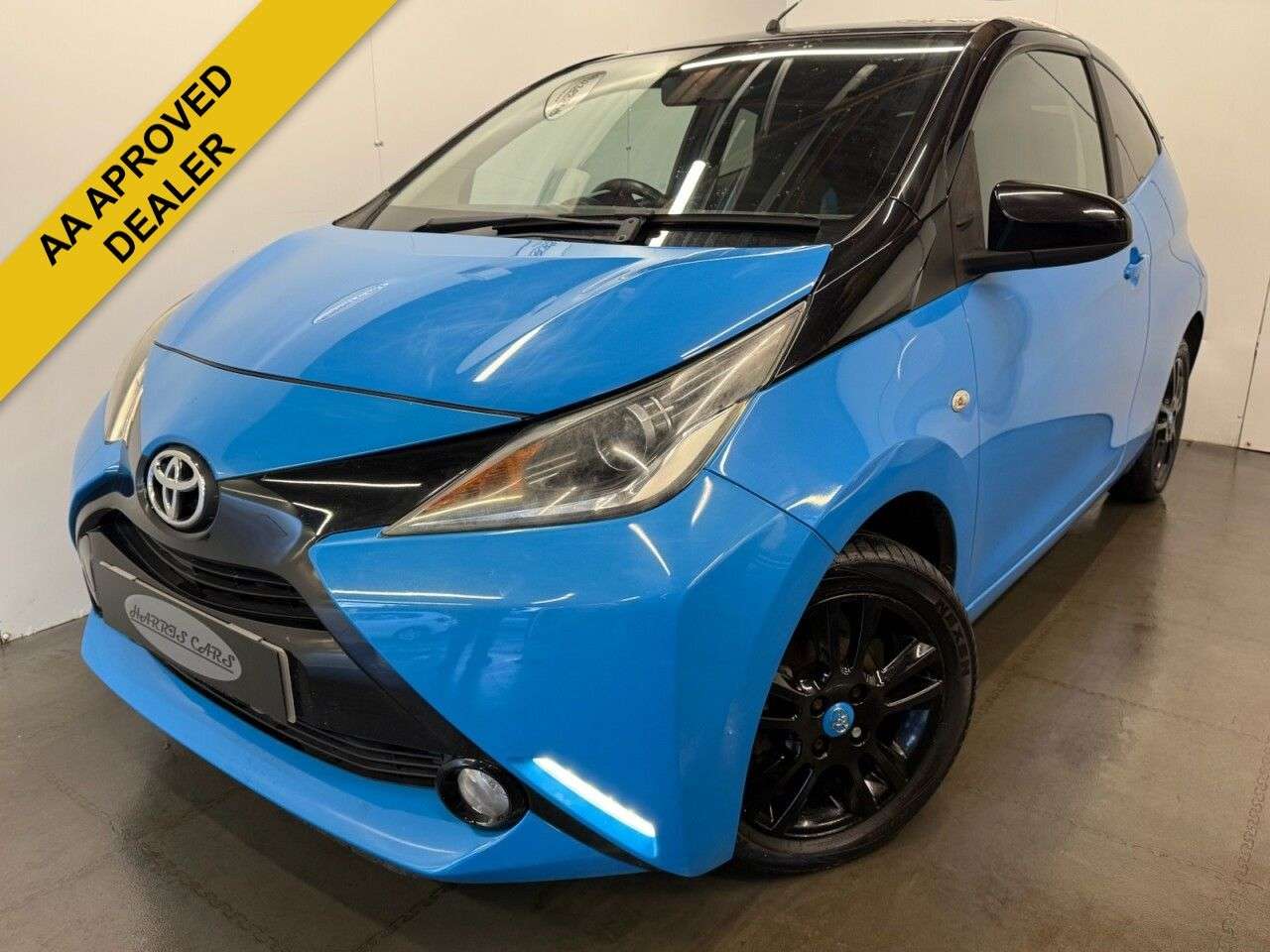 A 2015 TOYOTA AYGO 1.0 VVT-i x-cite (INstyle pack) Hatchback 3dr Petrol Manual Euro 6 (68 ps) A 2015 TOYOTA AYGO 1.0 VVT-i x-cite (INstyle pack) Hatchback 3dr Petrol Manual Euro 6 (68 ps)