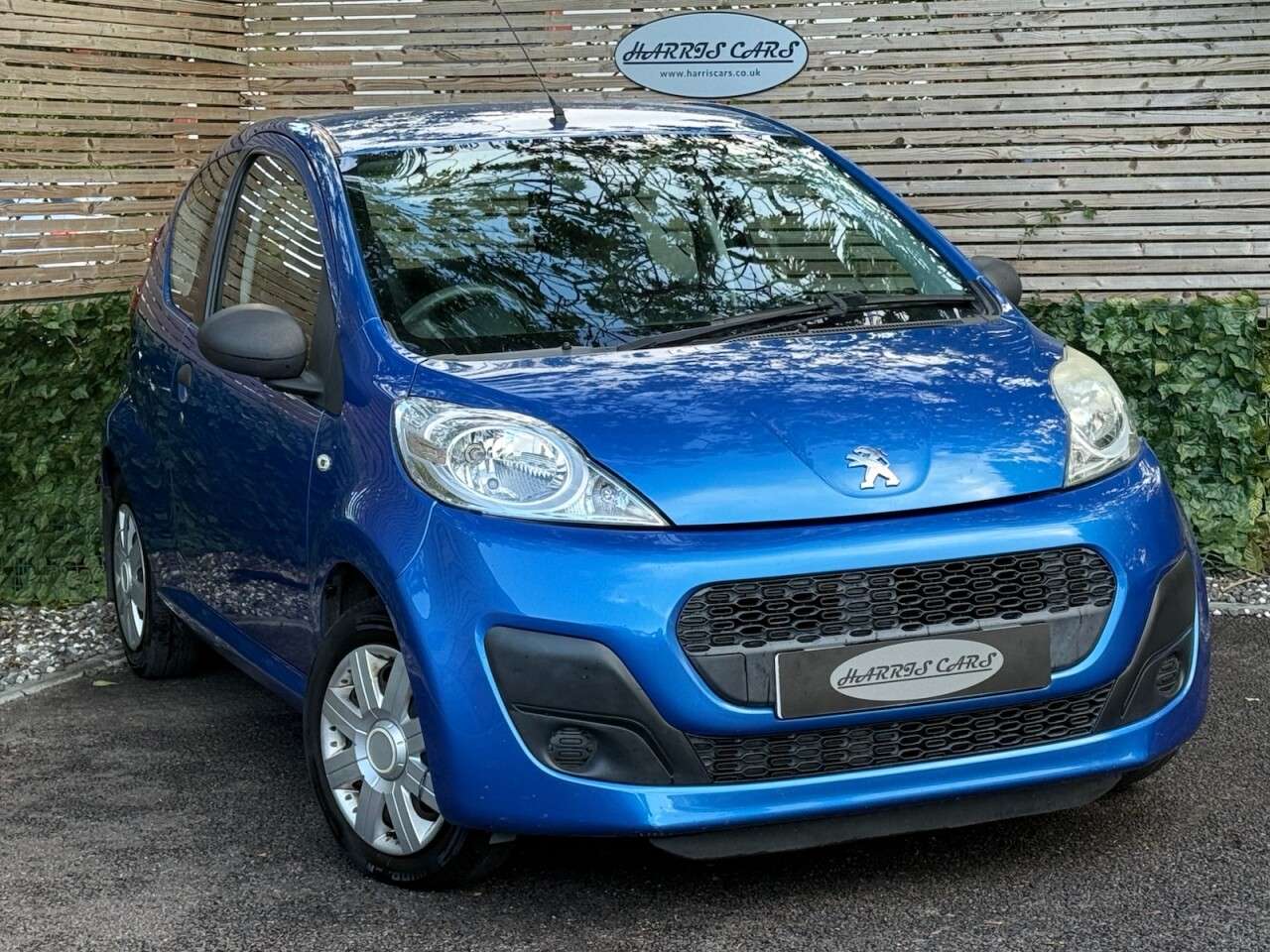 A 2012 PEUGEOT 107 1.0 12V Access Hatchback 3dr Petrol Manual Euro 5 (68 ps) 12 MONTHS MOT + 1 A 2012 PEUGEOT 107 1.0 12V Access Hatchback 3dr Petrol Manual Euro 5 (68 ps) 12 MONTHS MOT + 1