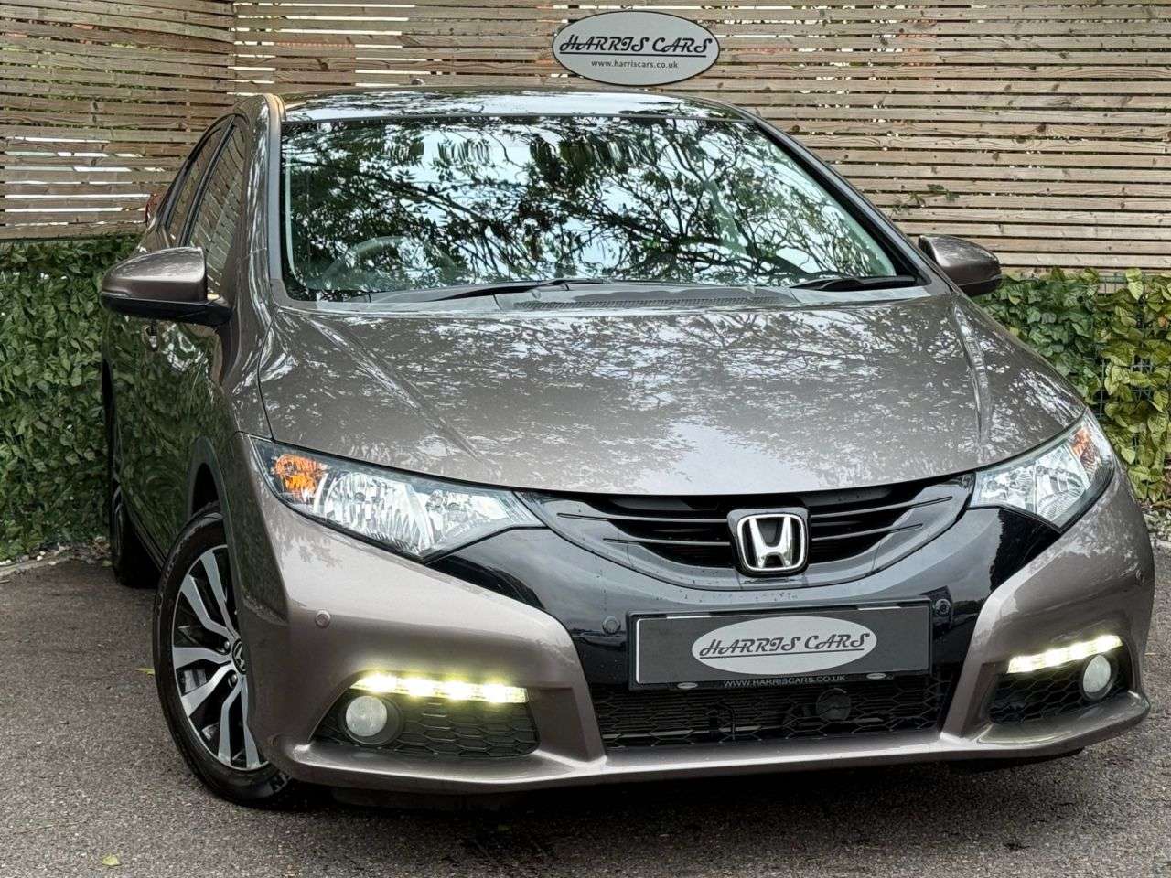 A 2014 HONDA CIVIC 1.6 i-DTEC SR Hatchback 5dr Diesel Manual Euro 5 (s/s) (120 ps) 12 MONTHS A A 2014 HONDA CIVIC 1.6 i-DTEC SR Hatchback 5dr Diesel Manual Euro 5 (s/s) (120 ps) 12 MONTHS A
