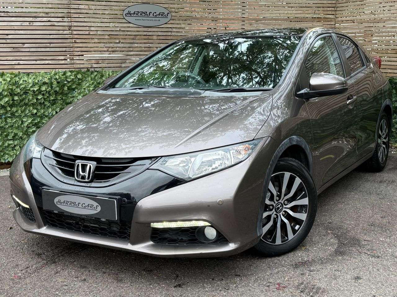 A 2014 HONDA CIVIC 1.6 i-DTEC SR Hatchback 5dr Diesel Manual Euro 5 (s/s) (120 ps) 12 MONTHS A A 2014 HONDA CIVIC 1.6 i-DTEC SR Hatchback 5dr Diesel Manual Euro 5 (s/s) (120 ps) 12 MONTHS A