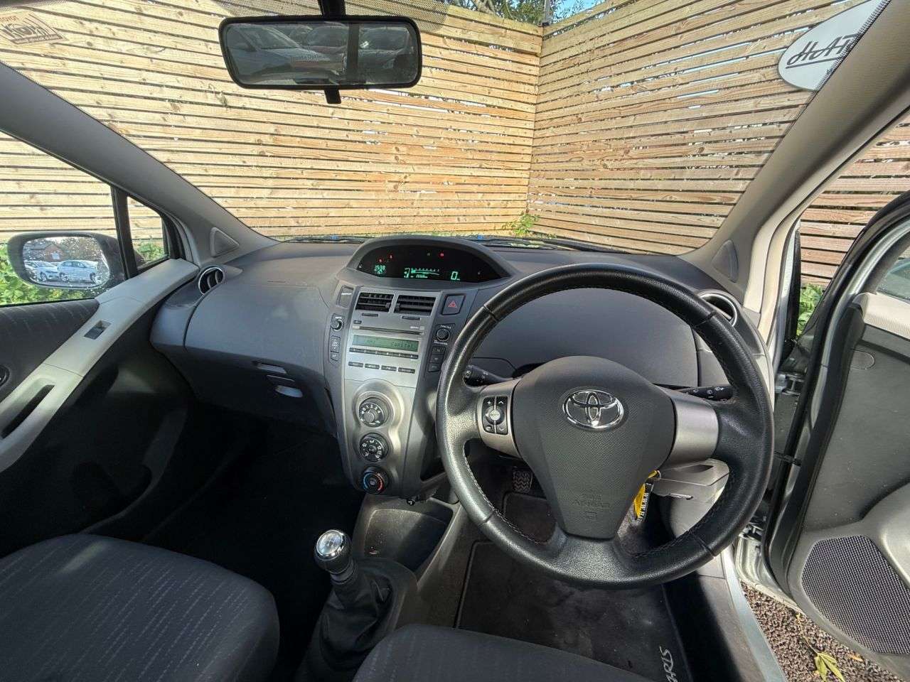 2009 TOYOTA YARIS 2009 TOYOTA YARIS