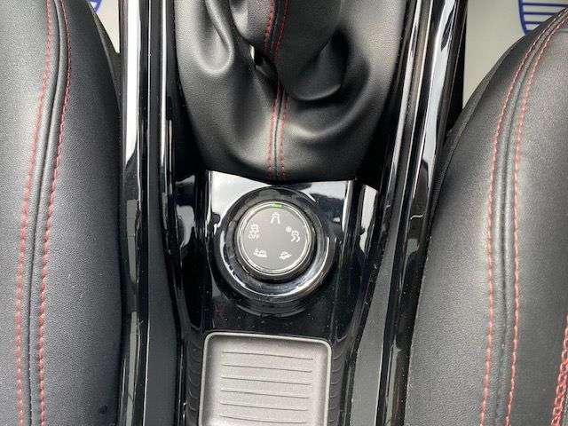 2018 PEUGEOT 2008 2018 PEUGEOT 2008