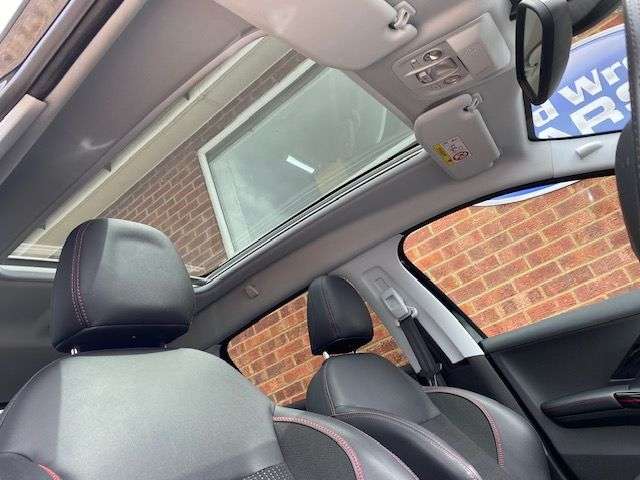 2018 PEUGEOT 2008 2018 PEUGEOT 2008