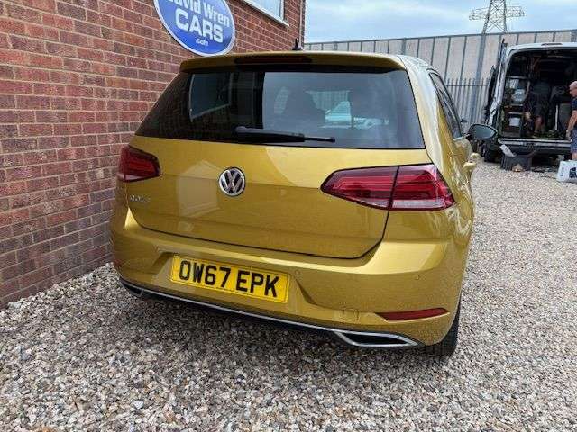 2018 VOLKSWAGEN GOLF 2018 VOLKSWAGEN GOLF