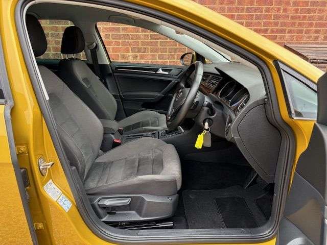 2018 VOLKSWAGEN GOLF 2018 VOLKSWAGEN GOLF