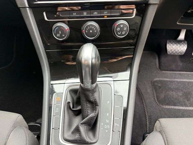 2018 VOLKSWAGEN GOLF 2018 VOLKSWAGEN GOLF