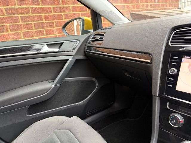 2018 VOLKSWAGEN GOLF 2018 VOLKSWAGEN GOLF