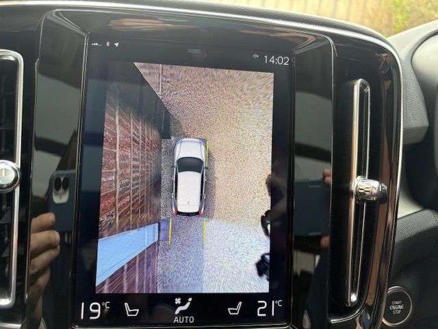 2019 VOLVO XC40 2019 VOLVO XC40