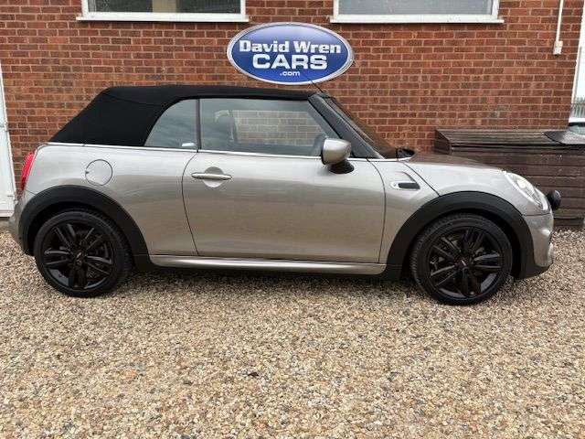 2019 MINI CONVERTIBLE 2019 MINI CONVERTIBLE