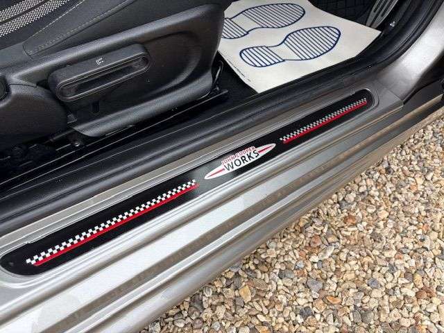 2019 MINI CONVERTIBLE 2019 MINI CONVERTIBLE