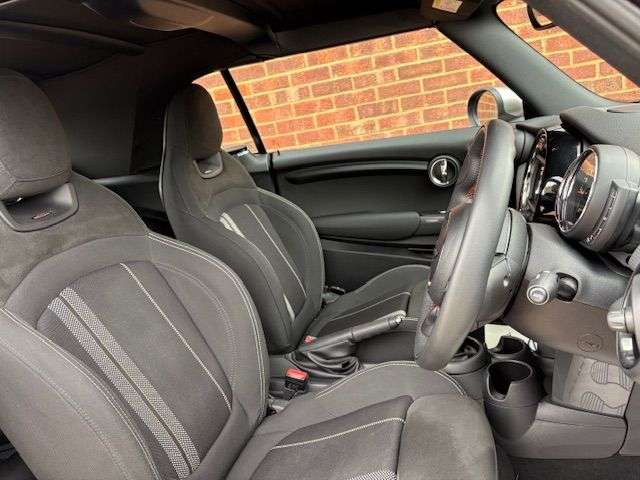 2019 MINI CONVERTIBLE 2019 MINI CONVERTIBLE