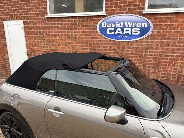 2019 MINI CONVERTIBLE 2019 MINI CONVERTIBLE