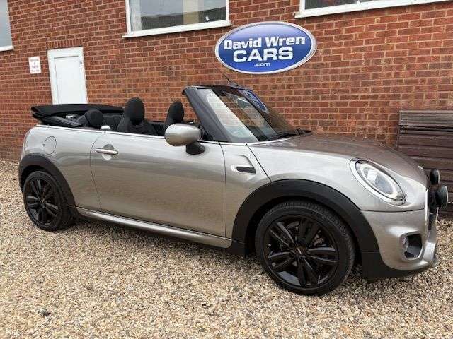 2019 MINI CONVERTIBLE 2019 MINI CONVERTIBLE