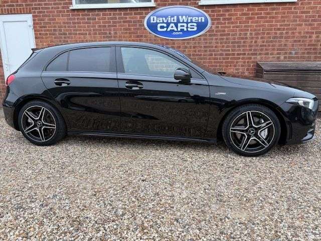 A 2021 MERCEDES-BENZ A-CLASS 2.0 A35 AMG Edition (Executive) Hatchback 5dr Petrol 7G-DCT 4MATIC Euro 6 ( A 2021 MERCEDES-BENZ A-CLASS 2.0 A35 AMG Edition (Executive) Hatchback 5dr Petrol 7G-DCT 4MATIC Euro 6 (