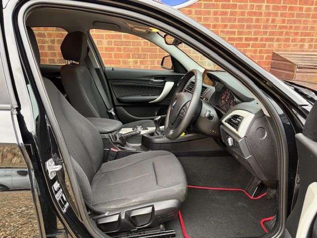 A 2016 BMW 1 SERIES 1.5 116d SE Hatchback 5dr Diesel Manual Euro 6 (s/s) (116 ps) A 2016 BMW 1 SERIES 1.5 116d SE Hatchback 5dr Diesel Manual Euro 6 (s/s) (116 ps)