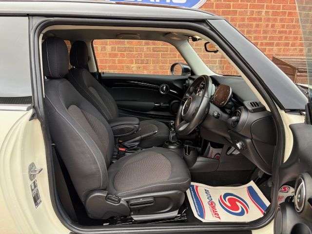 2021 MINI HATCH 2021 MINI HATCH