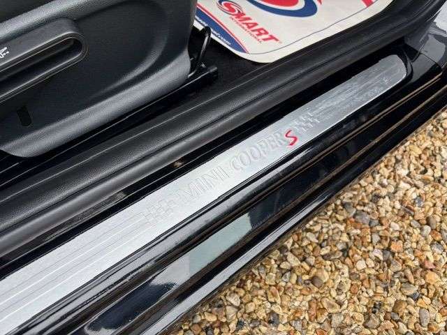 2018 MINI HATCH 2018 MINI HATCH