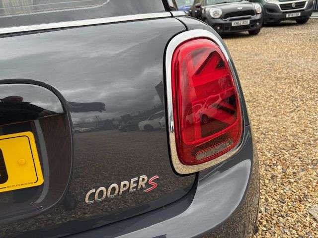 2018 MINI HATCH 2018 MINI HATCH