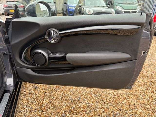 2018 MINI HATCH 2018 MINI HATCH