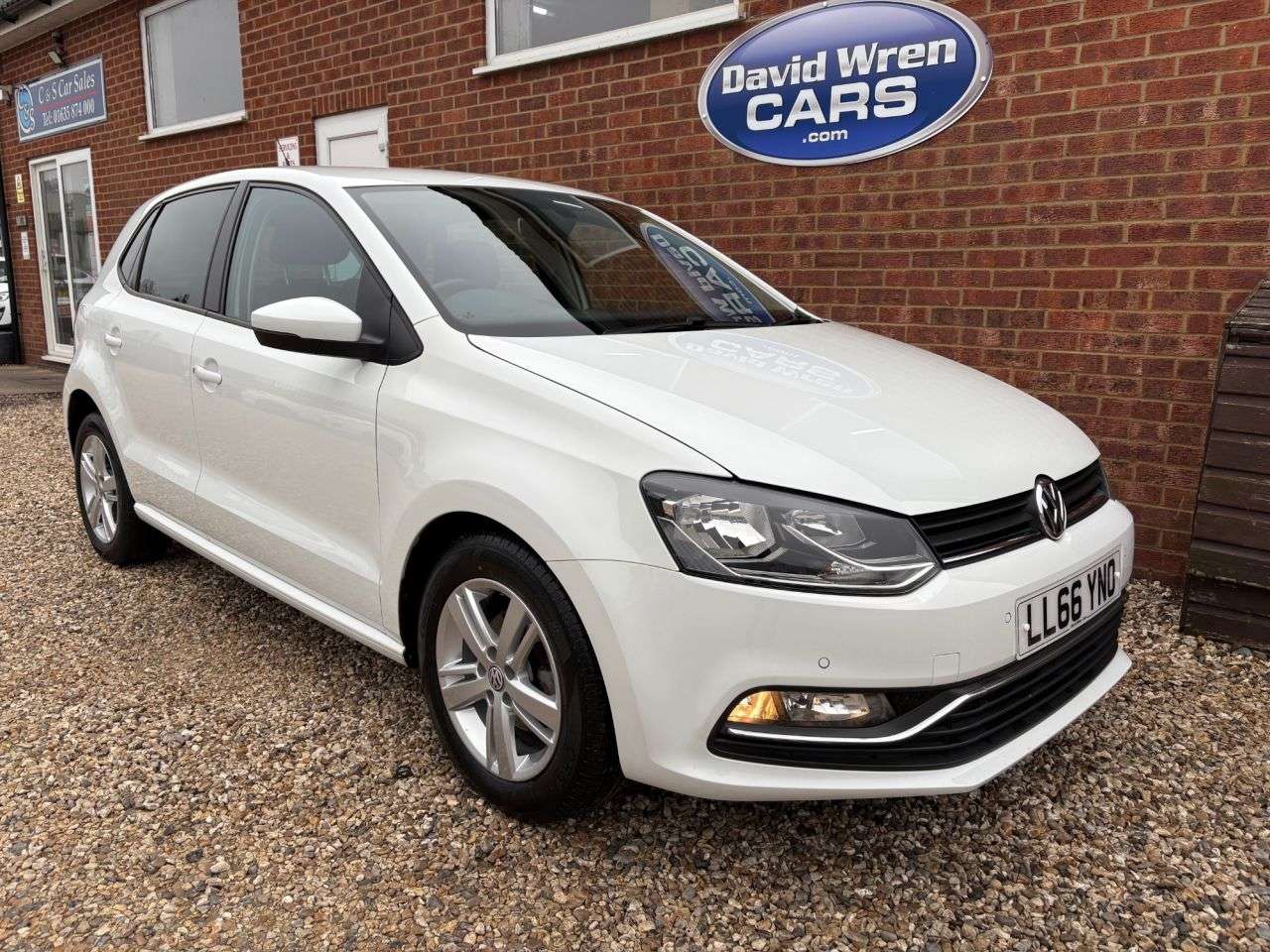 A 2016 VOLKSWAGEN POLO 1.2 TSI BlueMotion Tech Match Hatchback 5dr Petrol DSG Euro 6 (s/s) (90 ps) A 2016 VOLKSWAGEN POLO 1.2 TSI BlueMotion Tech Match Hatchback 5dr Petrol DSG Euro 6 (s/s) (90 ps)