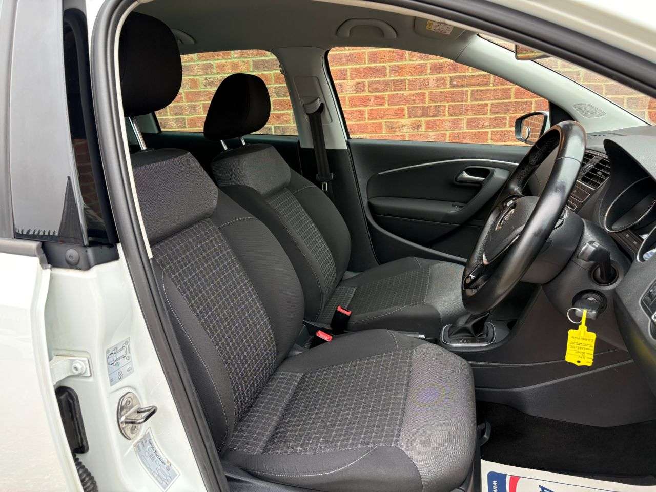 2016 VOLKSWAGEN POLO 2016 VOLKSWAGEN POLO