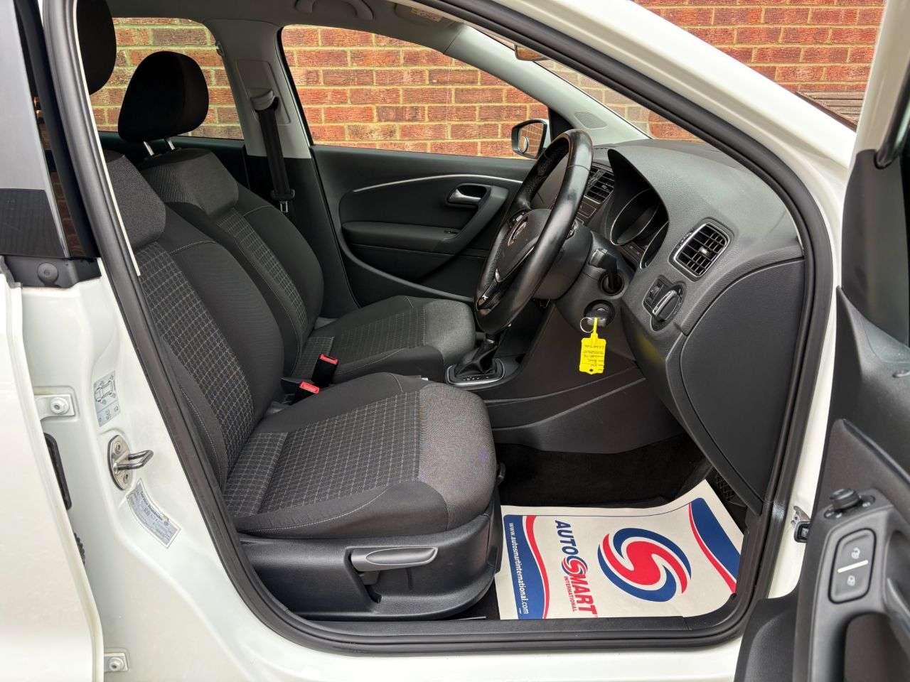 2016 VOLKSWAGEN POLO 2016 VOLKSWAGEN POLO