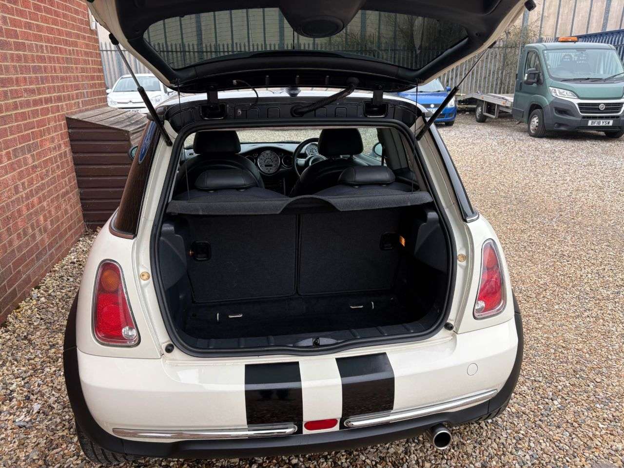 2006 MINI HATCH 2006 MINI HATCH