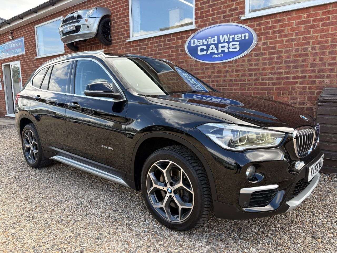 A 2016 BMW X1 2.0 20i xLine SUV 5dr Petrol Auto xDrive Euro 6 (s/s) (192 ps) A 2016 BMW X1 2.0 20i xLine SUV 5dr Petrol Auto xDrive Euro 6 (s/s) (192 ps)