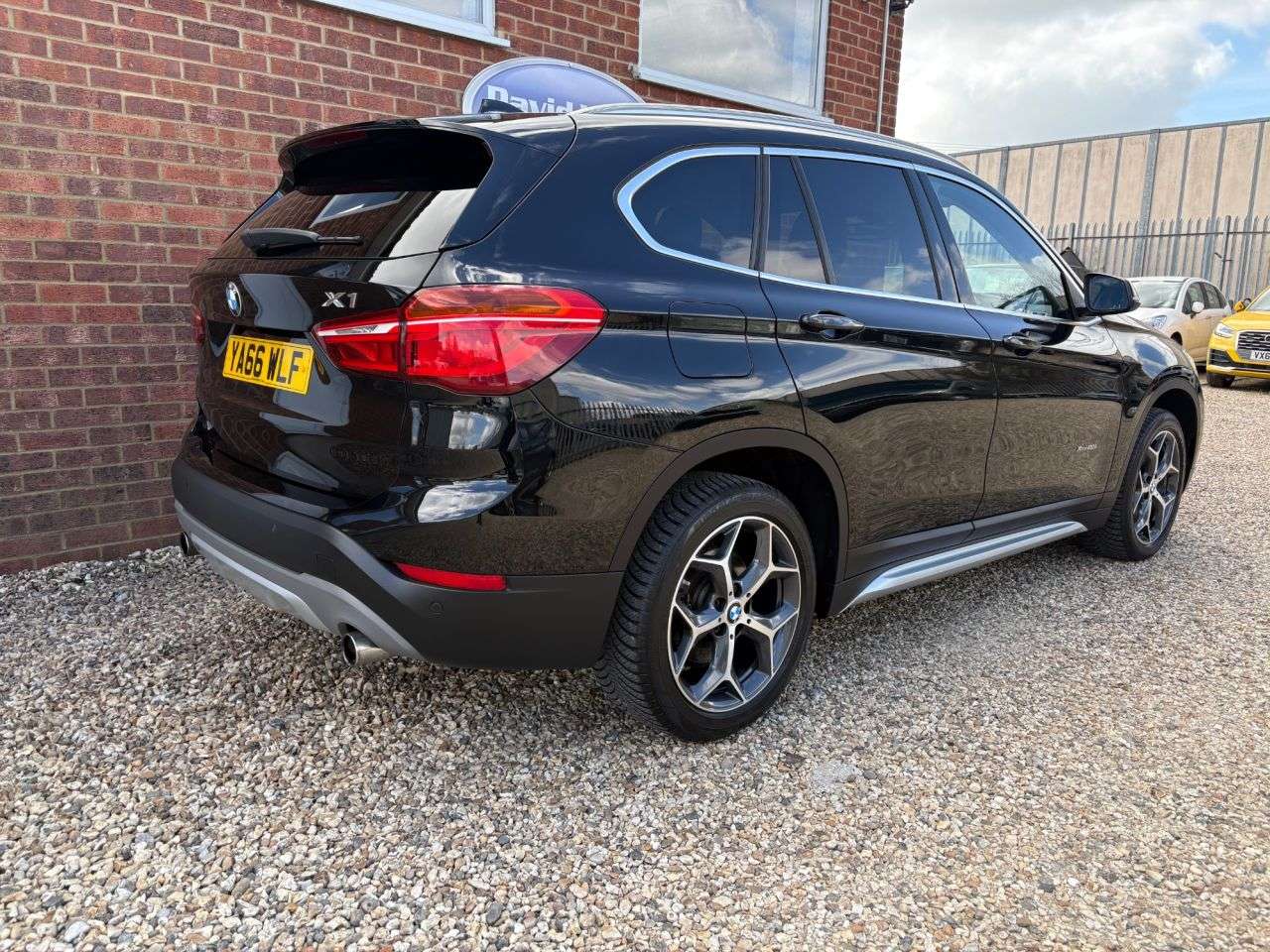 2016 BMW X1 2016 BMW X1