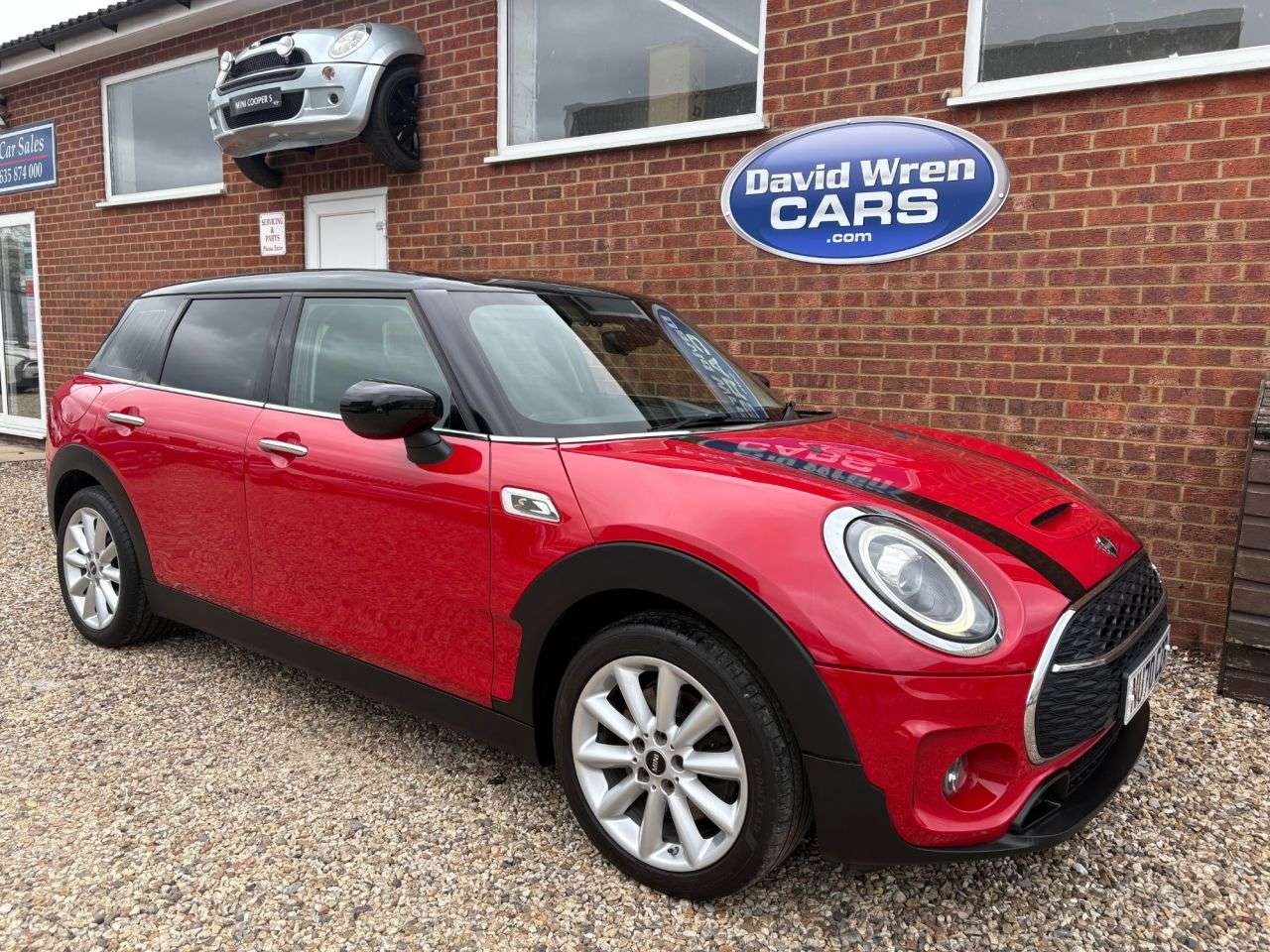 A 2020 MINI CLUBMAN 2.0 Cooper S Classic Estate 6dr Petrol Steptronic Euro 6 (s/s) (192 ps) A 2020 MINI CLUBMAN 2.0 Cooper S Classic Estate 6dr Petrol Steptronic Euro 6 (s/s) (192 ps)