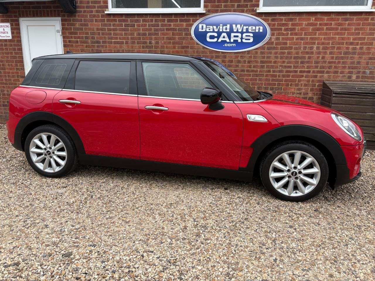 2020 MINI CLUBMAN 2020 MINI CLUBMAN