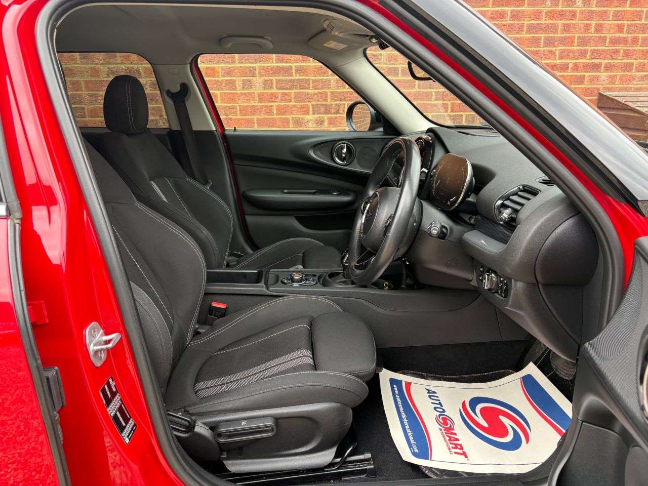 A 2020 MINI CLUBMAN 2.0 Cooper S Classic Estate 6dr Petrol Steptronic Euro 6 (s/s) (192 ps) A 2020 MINI CLUBMAN 2.0 Cooper S Classic Estate 6dr Petrol Steptronic Euro 6 (s/s) (192 ps)