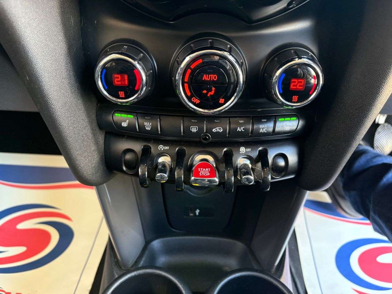 2019 MINI HATCH 2019 MINI HATCH