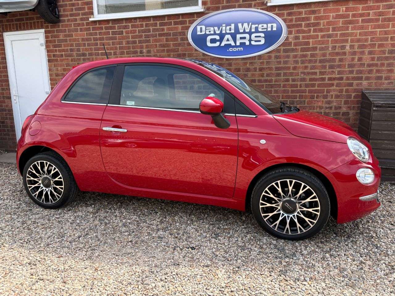 2023 FIAT 500 2023 FIAT 500