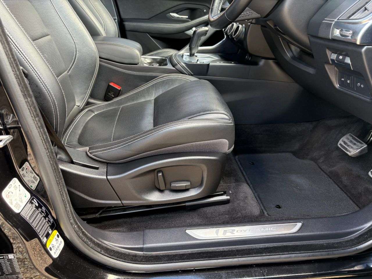 2019 JAGUAR E-PACE 2019 JAGUAR E-PACE