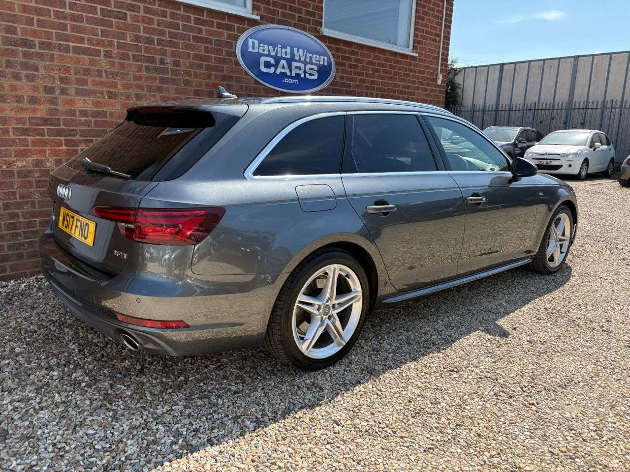2017 AUDI A4 AVANT 2017 AUDI A4 AVANT