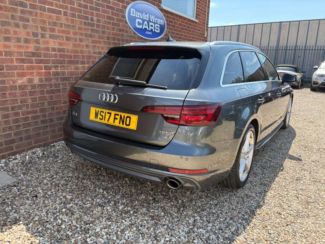 2017 AUDI A4 AVANT 2017 AUDI A4 AVANT