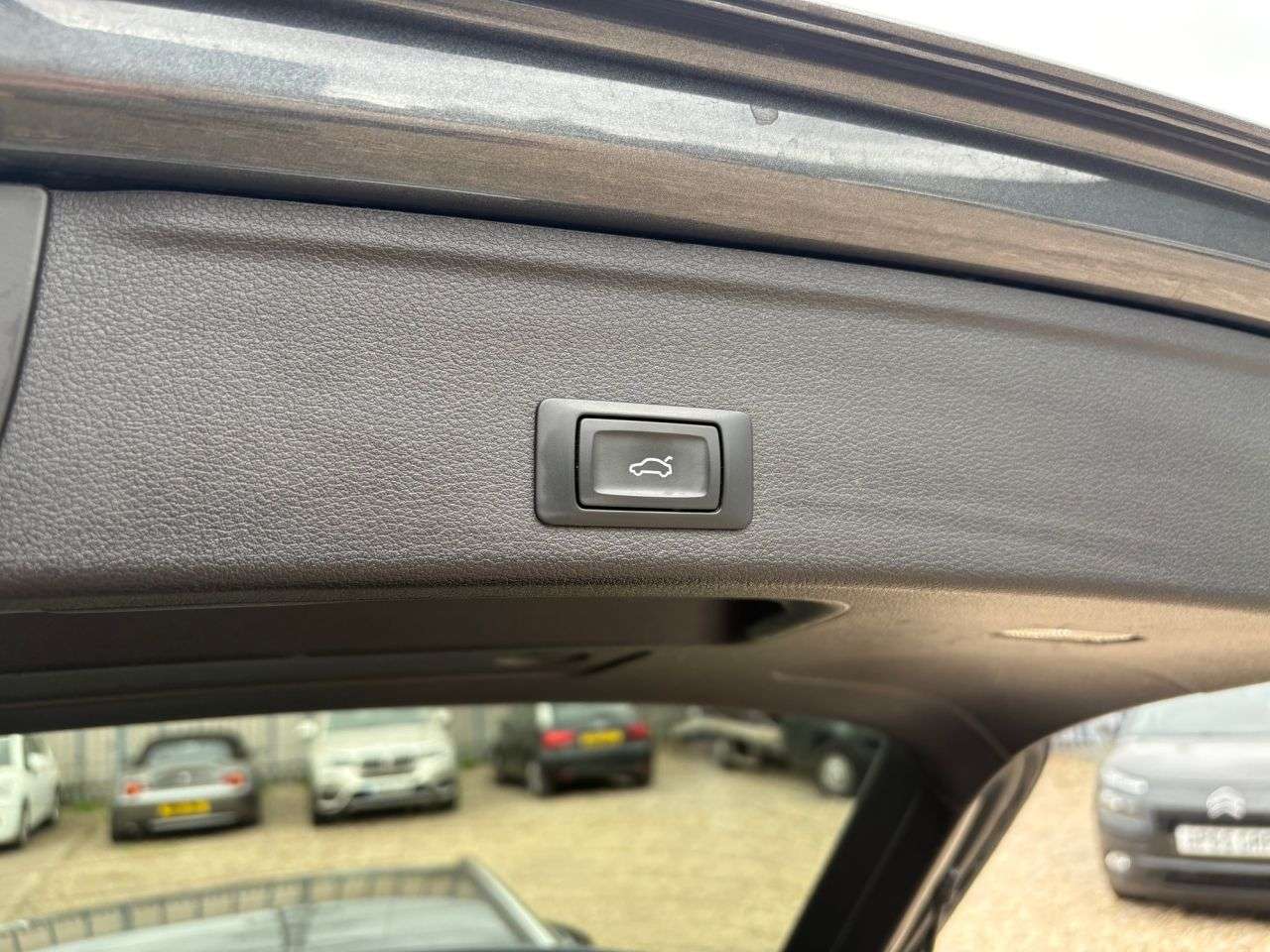 2017 AUDI A4 AVANT 2017 AUDI A4 AVANT