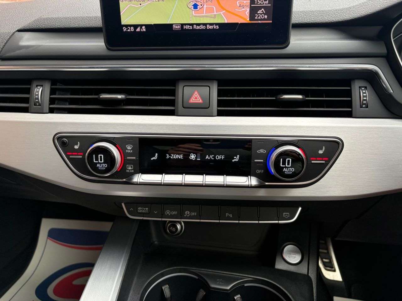2017 AUDI A4 AVANT 2017 AUDI A4 AVANT
