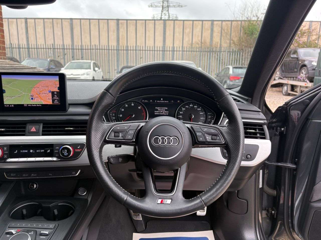 2017 AUDI A4 AVANT 2017 AUDI A4 AVANT