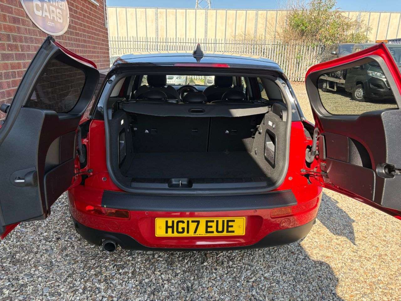 2017 MINI CLUBMAN 2017 MINI CLUBMAN