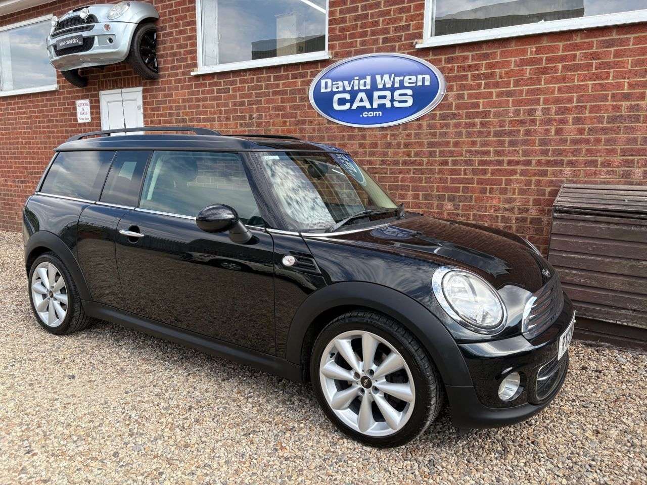 A 2013 MINI CLUBMAN 1.6 Cooper D Estate 5dr Diesel Manual Euro 5 (s/s) (112 ps) A 2013 MINI CLUBMAN 1.6 Cooper D Estate 5dr Diesel Manual Euro 5 (s/s) (112 ps)