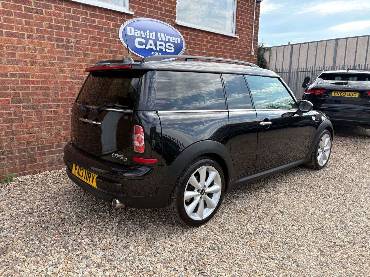 2013 MINI CLUBMAN 2013 MINI CLUBMAN