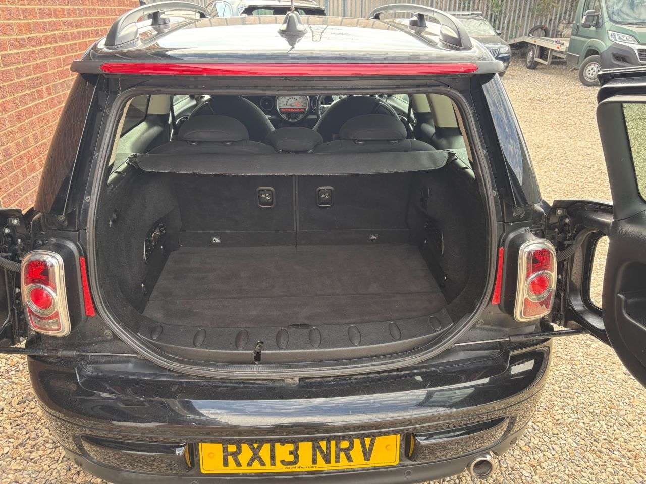 2013 MINI CLUBMAN 2013 MINI CLUBMAN