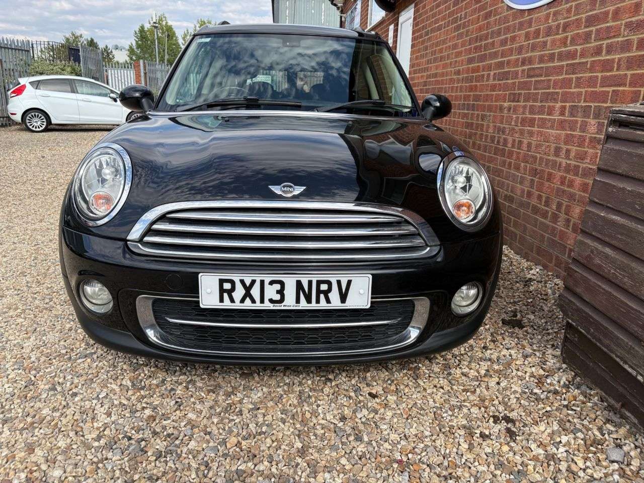2013 MINI CLUBMAN 2013 MINI CLUBMAN
