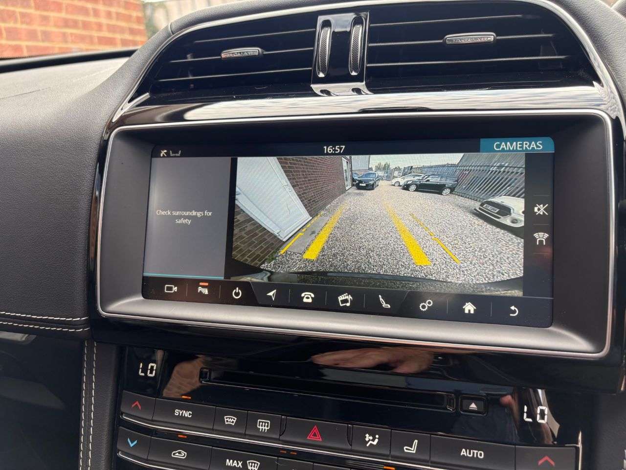 2020 JAGUAR F-PACE 2020 JAGUAR F-PACE