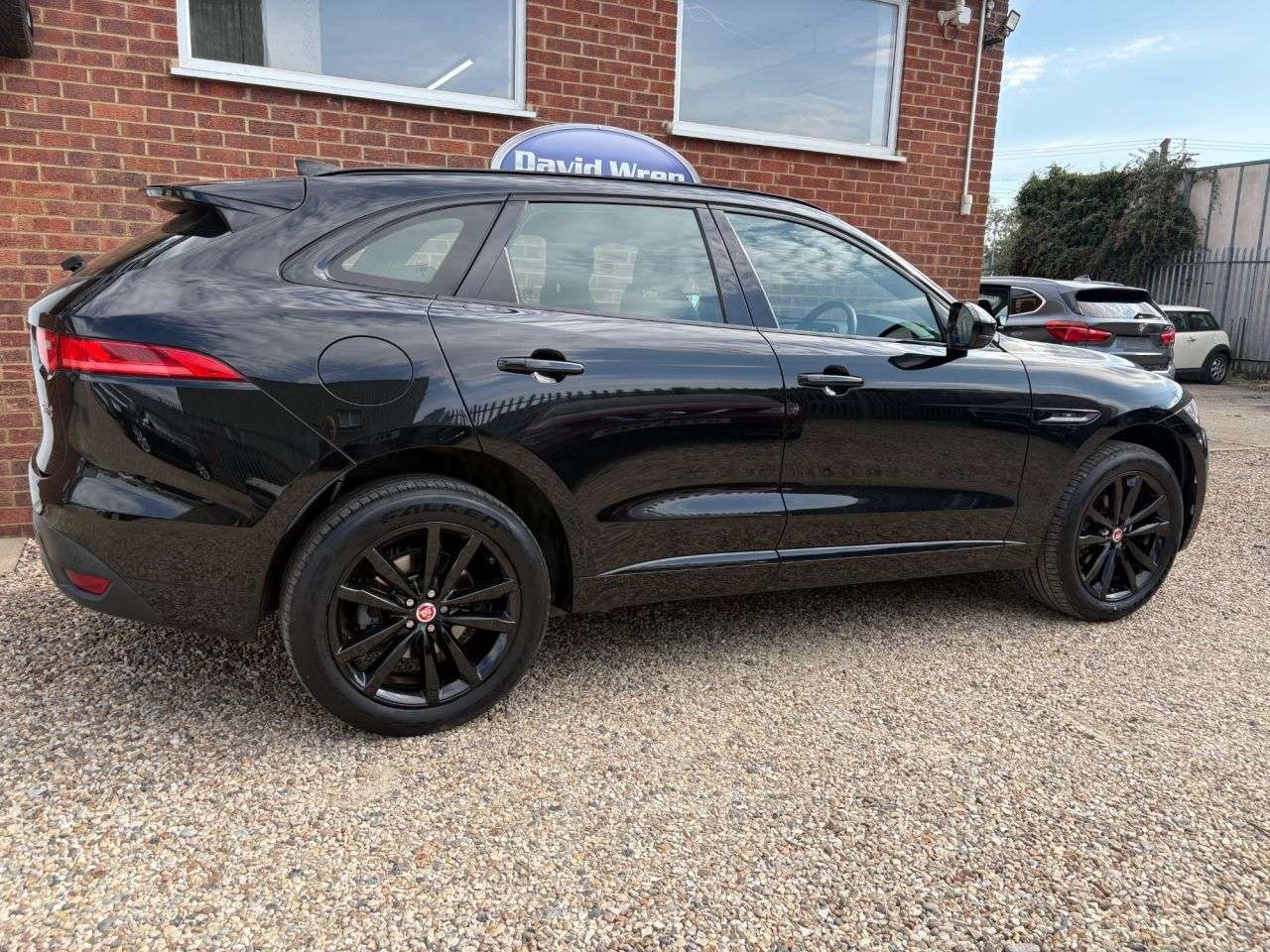 2020 JAGUAR F-PACE 2020 JAGUAR F-PACE